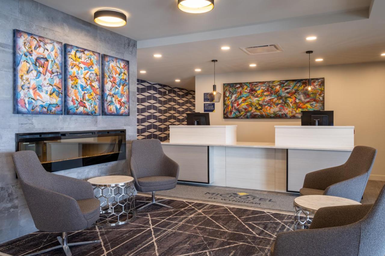Microtel Inn & Suites By Wyndham Kanata Ottawa West Exterior photo