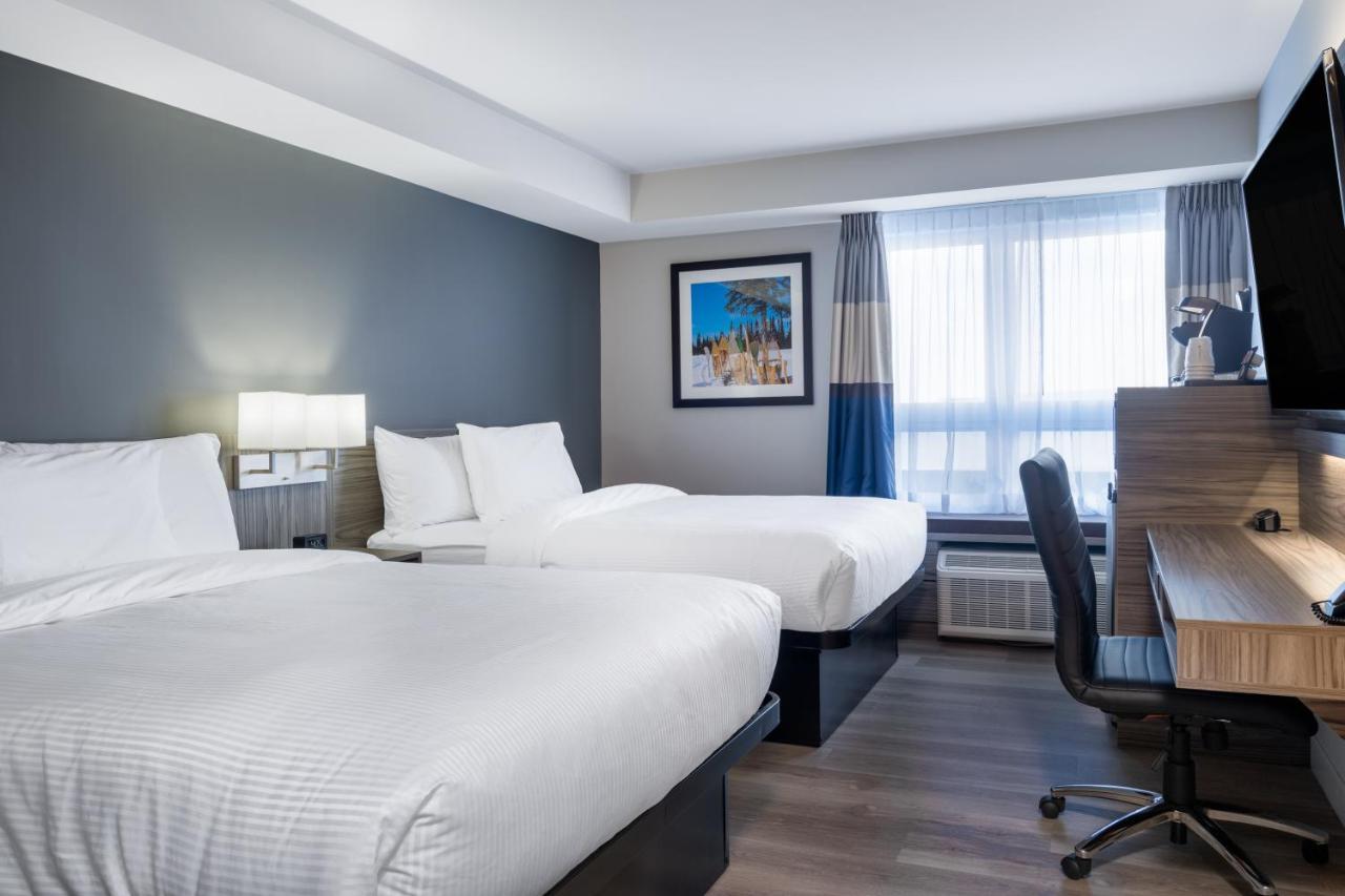 Microtel Inn & Suites By Wyndham Kanata Ottawa West Exterior photo