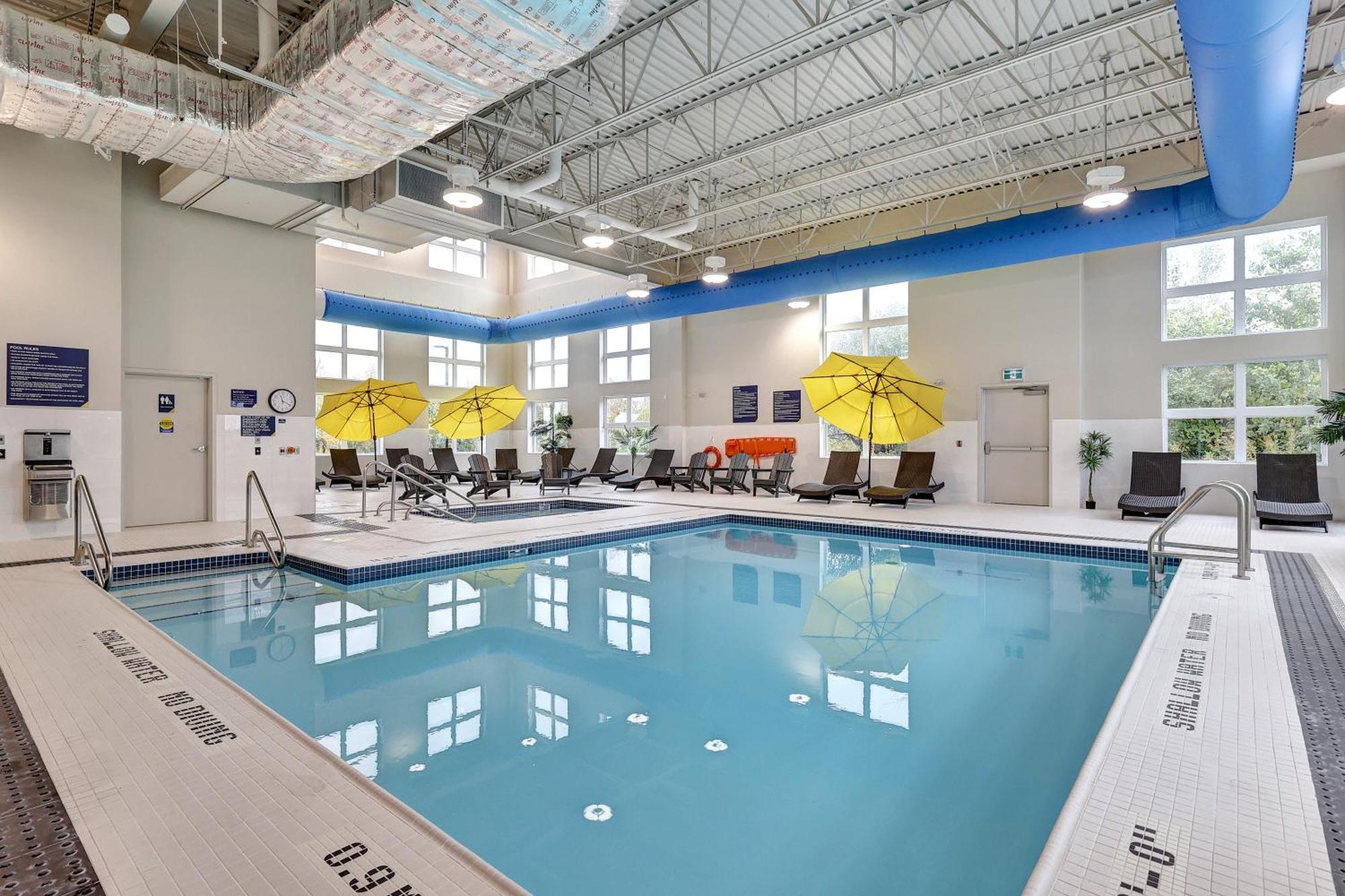 Microtel Inn & Suites By Wyndham Kanata Ottawa West Exterior photo